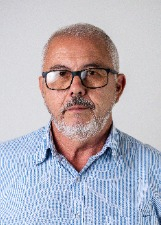 Retrato de TIO CARLINHOS