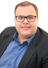 Retrato de LUAN ROSTIROLLA