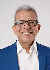Retrato de LUIZ ARAÚJO