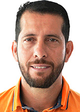 Retrato de JULIO MENDES