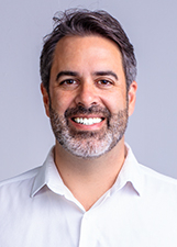 Retrato de NELSON HOSSRI