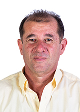 Retrato de MAURICIO FREITAS