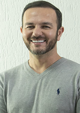 Retrato de WILLIAM CABELEIREIRO