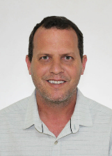 Retrato de TIAGO CARRASCOSA