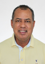 Retrato de LUIS SIQUEIRA