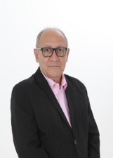 Retrato de RENATO ROSA DA FARMACIA
