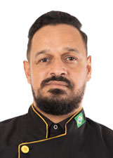 Retrato de CLEYTON SANTOS CABELEIREIRO