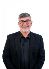 Retrato de JULIO PERIN