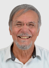 Retrato de PAULO NUNES