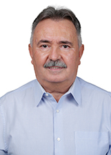 Retrato de VAGUINHO LOPES