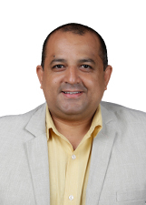 Retrato de RONALDO LIMA