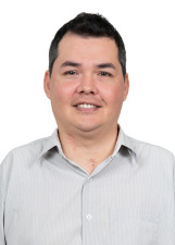 Retrato de DOUGLAS KATO