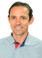 Retrato de LAU DA VIDRAÇARIA