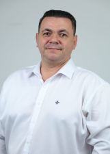Retrato de CLAYTON FINAMORE