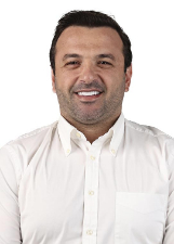 Retrato de GUILHERME MORELLI