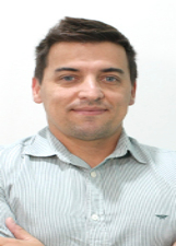 Retrato de MURILO BUENO