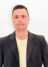 Retrato de FLAVIO BRANDELI