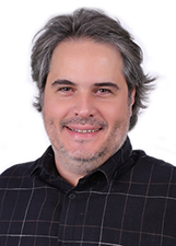 Retrato de LUCIANO NASCIMENTO