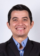 Retrato de ADEMIR JUNIOR