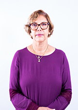 Retrato de VALÉRIA FÁVERO