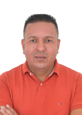 Retrato de EDUARDO LARA