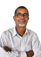 Retrato de MÁRCIO PITA