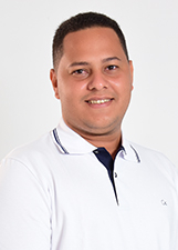 Retrato de LÉO ROSA