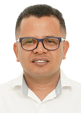 Retrato de ZEZINHO