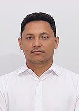 Retrato de VINÍCIUS SOARES