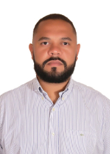 Retrato de FERNANDO PUF