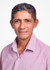 Retrato de JAMES MIRANDA