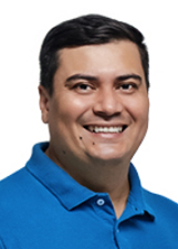 Retrato de THOMÉ NETO