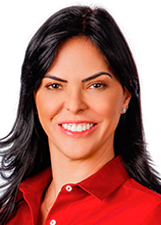 Retrato de JULIANA ARAUJO