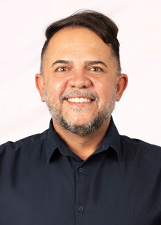 Retrato de LIANO SILVA