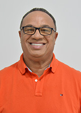 Retrato de CESAR GRANDÃO