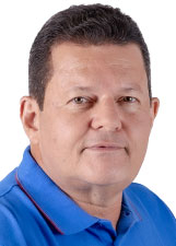 Retrato de MIRLAM OLIVEIRA