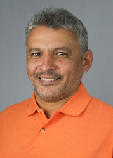 Retrato de NAL AZEVEDO