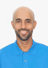 Retrato de ADRIANO GUSMÃO