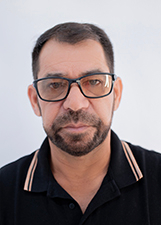 Retrato de TÕE COUTINHO