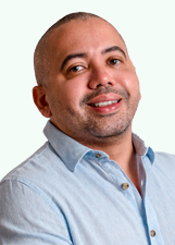 Retrato de LEO SACRAMENTO