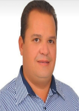 Retrato de HERVAL LOPES