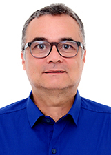 Retrato de DR. VINICIUS COSTA