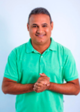 Retrato de ADRIANO ALMEIDA
