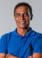 Retrato de ROBERTO XIMBA