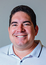 Retrato de VICTOR DE BERGUINHO