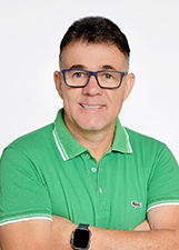 Retrato de CLÁUDIO DA FARMÁCIA