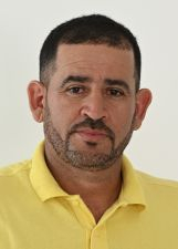 Retrato de SERGIO DE TUTA