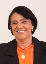 Retrato de REINALDA MENDES