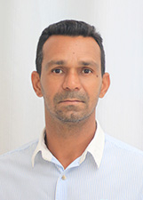 Retrato de ROBERTO DE ZÉ DE ENEDINA