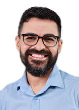Retrato de RODRIGO ENFERMEIRO